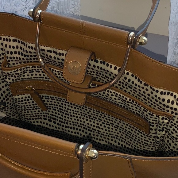 Vince Camuto gold metal handles tote - Picture 3 of 3